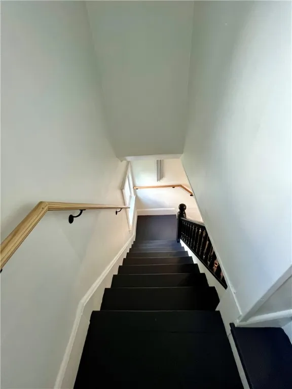 808 Center Street, Horseheads, New York 14845, Horseheads, New York 14845, 3 Bedrooms Bedrooms, 10 Rooms Rooms,3 BathroomsBathrooms,Residential,Closed,808 Center Street, Horseheads, New York 14845,0,R1607871