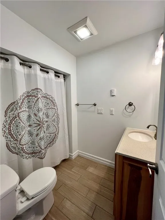 BATHROOM #1