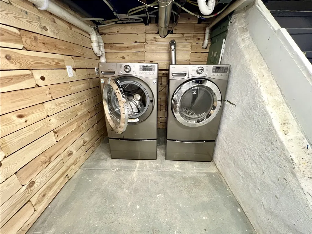 808 Center Street, Horseheads, New York 14845, Horseheads, New York 14845, 3 Bedrooms Bedrooms, 10 Rooms Rooms,3 BathroomsBathrooms,Residential,Closed,808 Center Street, Horseheads, New York 14845,0,R1607871