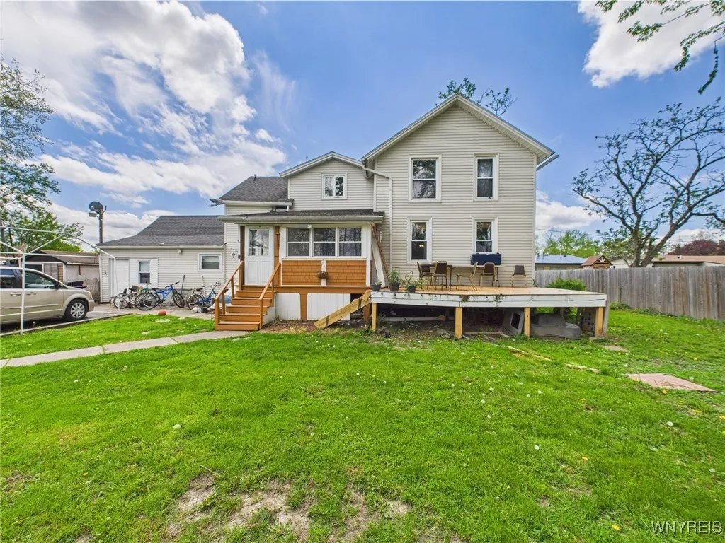 1847 Tuscarora Road, Niagara, New York 14304, Niagara, New York 14304, 5 Bedrooms Bedrooms, 10 Rooms Rooms,2 BathroomsBathrooms,Residential,Closed,1847 Tuscarora Road, Niagara, New York 14304,0,B1607651 1847 Tuscarora Road, Niagara, New York 14304, Niagara, New York 14304, 5 Bedrooms Bedrooms, 10 Rooms Rooms,2 BathroomsBathrooms,Residential,Closed,1847 Tuscarora Road, Niagara, New York 14304,0,B1607651