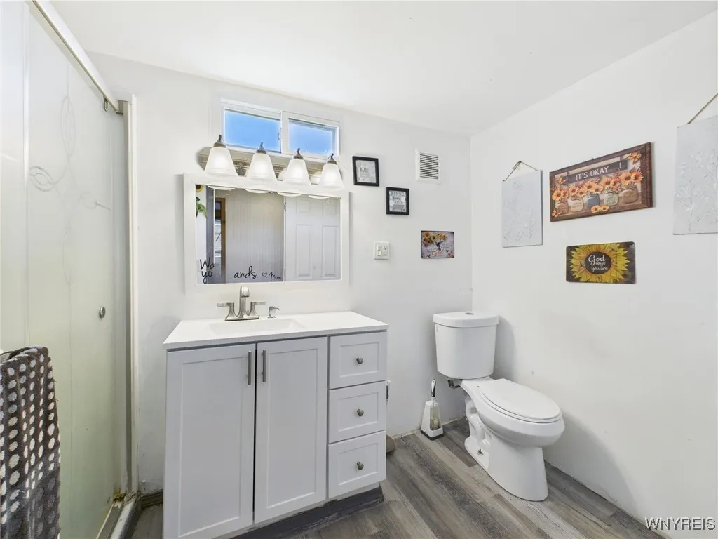 1847 Tuscarora Road, Niagara, New York 14304, Niagara, New York 14304, 5 Bedrooms Bedrooms, 10 Rooms Rooms,2 BathroomsBathrooms,Residential,Closed,1847 Tuscarora Road, Niagara, New York 14304,0,B1607651 1847 Tuscarora Road, Niagara, New York 14304, Niagara, New York 14304, 5 Bedrooms Bedrooms, 10 Rooms Rooms,2 BathroomsBathrooms,Residential,Closed,1847 Tuscarora Road, Niagara, New York 14304,0,B1607651