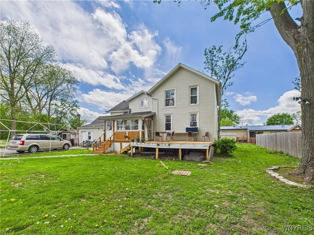 1847 Tuscarora Road, Niagara, New York 14304, Niagara, New York 14304, 5 Bedrooms Bedrooms, 10 Rooms Rooms,2 BathroomsBathrooms,Residential,Closed,1847 Tuscarora Road, Niagara, New York 14304,0,B1607651 1847 Tuscarora Road, Niagara, New York 14304, Niagara, New York 14304, 5 Bedrooms Bedrooms, 10 Rooms Rooms,2 BathroomsBathrooms,Residential,Closed,1847 Tuscarora Road, Niagara, New York 14304,0,B1607651