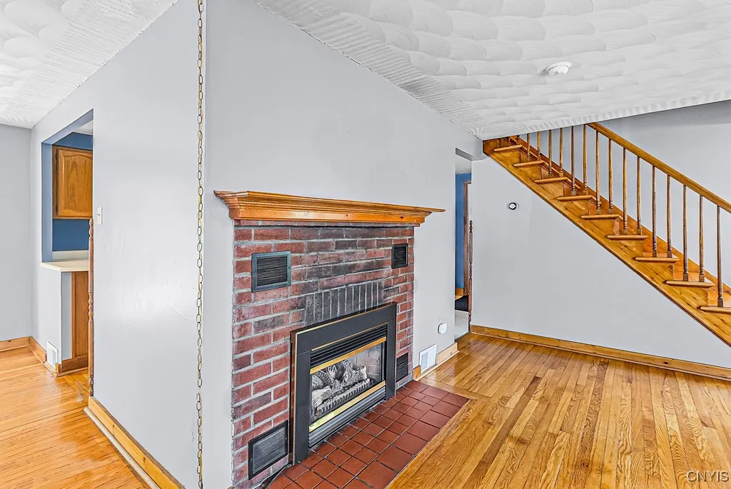 14 Gridley Place, Paris, New York 13456, Paris, New York 13456, 3 Bedrooms Bedrooms, 8 Rooms Rooms,1 BathroomBathrooms,Residential,Closed,14 Gridley Place, Paris, New York 13456,0,S1607002