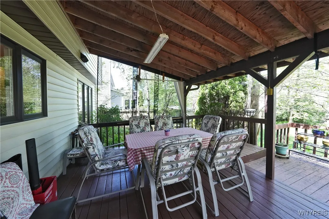 261 Rambling Road, Amherst, New York 14051, Amherst, New York 14051, 3 Bedrooms Bedrooms, 7 Rooms Rooms,2 BathroomsBathrooms,Residential,Closed,261 Rambling Road, Amherst, New York 14051,0,B1606312