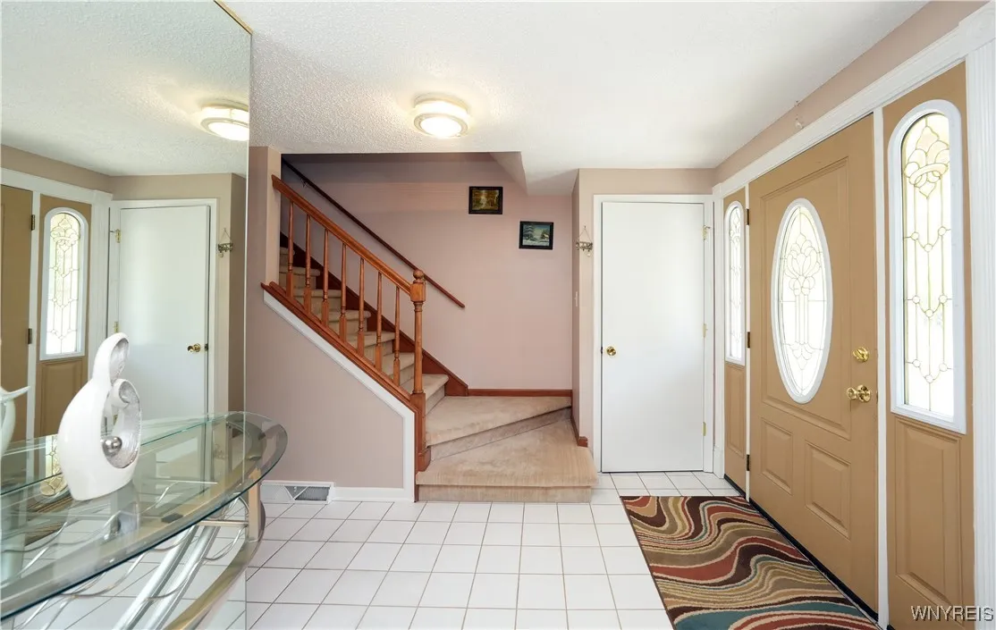 261 Rambling Road, Amherst, New York 14051, Amherst, New York 14051, 3 Bedrooms Bedrooms, 7 Rooms Rooms,2 BathroomsBathrooms,Residential,Closed,261 Rambling Road, Amherst, New York 14051,0,B1606312