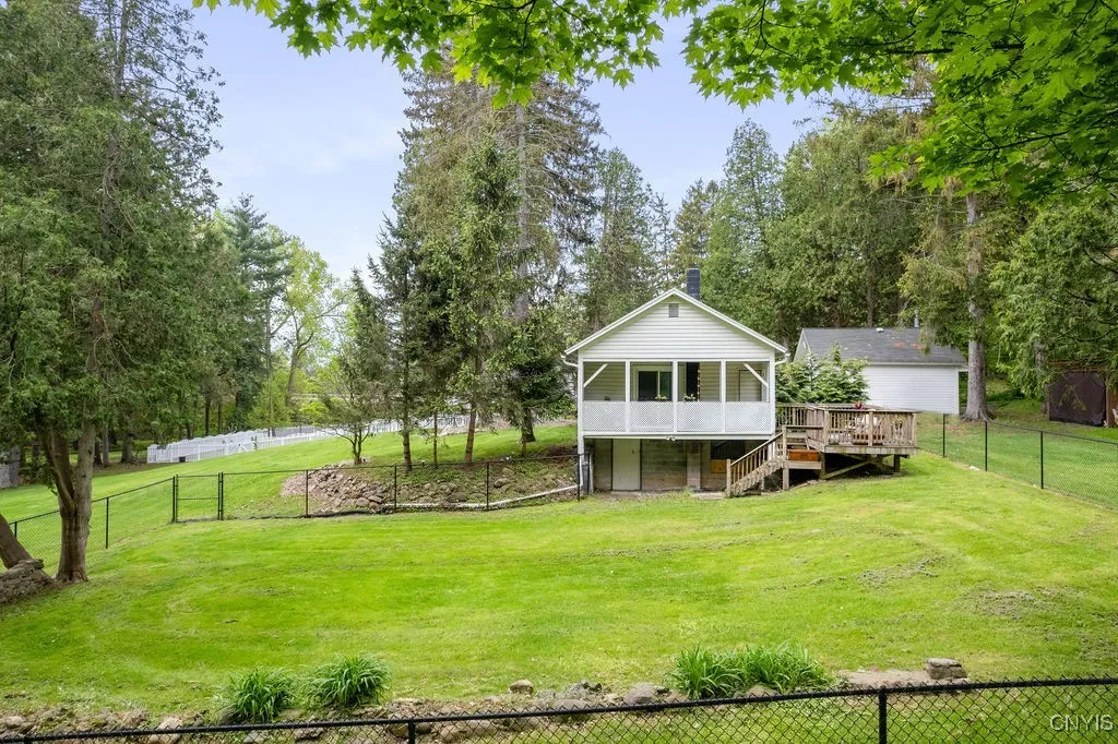 3721 Cold Springs Road, Lysander, New York 13027, Lysander, New York 13027, 4 Bedrooms Bedrooms, 9 Rooms Rooms,3 BathroomsBathrooms,Residential,For Sale,3721 Cold Springs Road, Lysander, New York 13027,S1606081