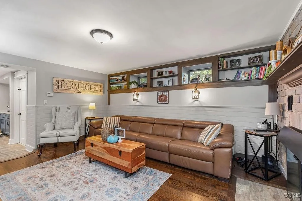 3721 Cold Springs Road, Lysander, New York 13027, Lysander, New York 13027, 4 Bedrooms Bedrooms, 9 Rooms Rooms,3 BathroomsBathrooms,Residential,For Sale,3721 Cold Springs Road, Lysander, New York 13027,S1606081
