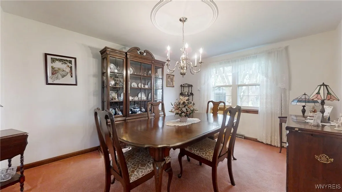 95 Foxpoint West, Amherst, New York 14221, Amherst, New York 14221, 4 Bedrooms Bedrooms, 8 Rooms Rooms,2 BathroomsBathrooms,Residential,Closed,95 Foxpoint West, Amherst, New York 14221,0,B1607768