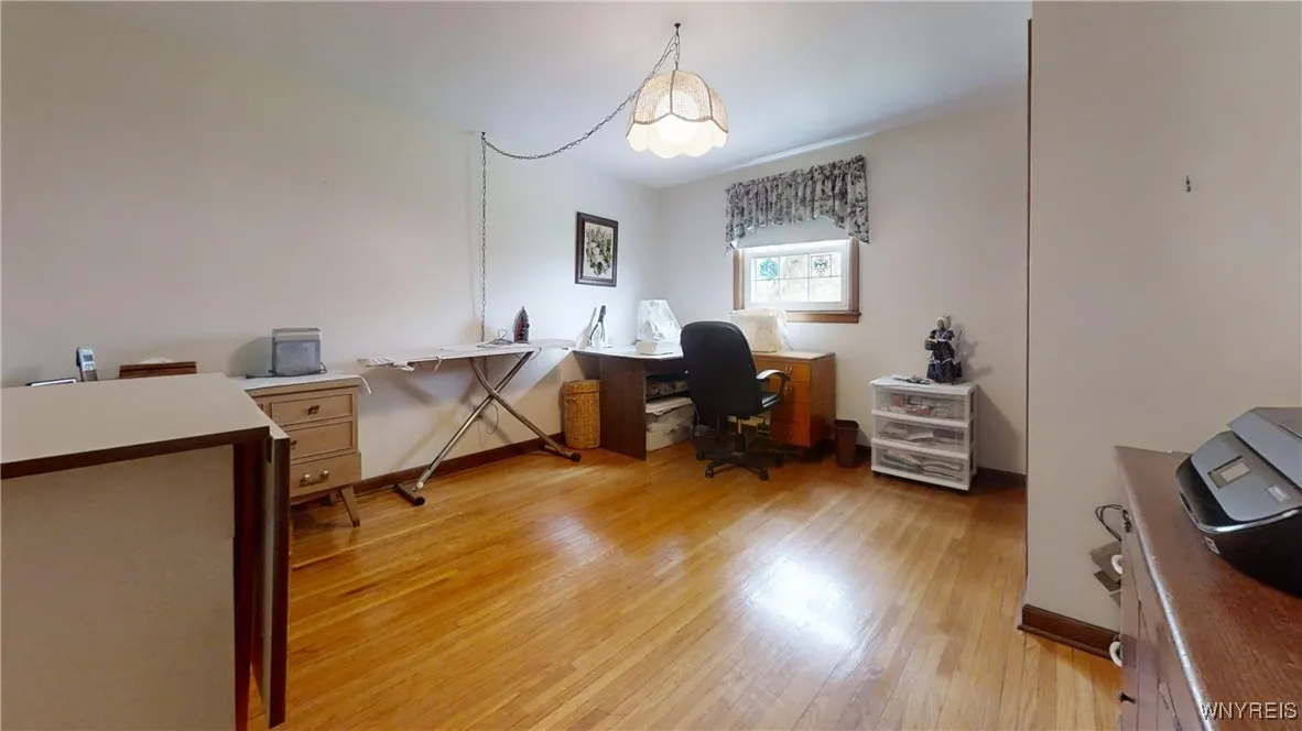 95 Foxpoint West, Amherst, New York 14221, Amherst, New York 14221, 4 Bedrooms Bedrooms, 8 Rooms Rooms,2 BathroomsBathrooms,Residential,Closed,95 Foxpoint West, Amherst, New York 14221,0,B1607768