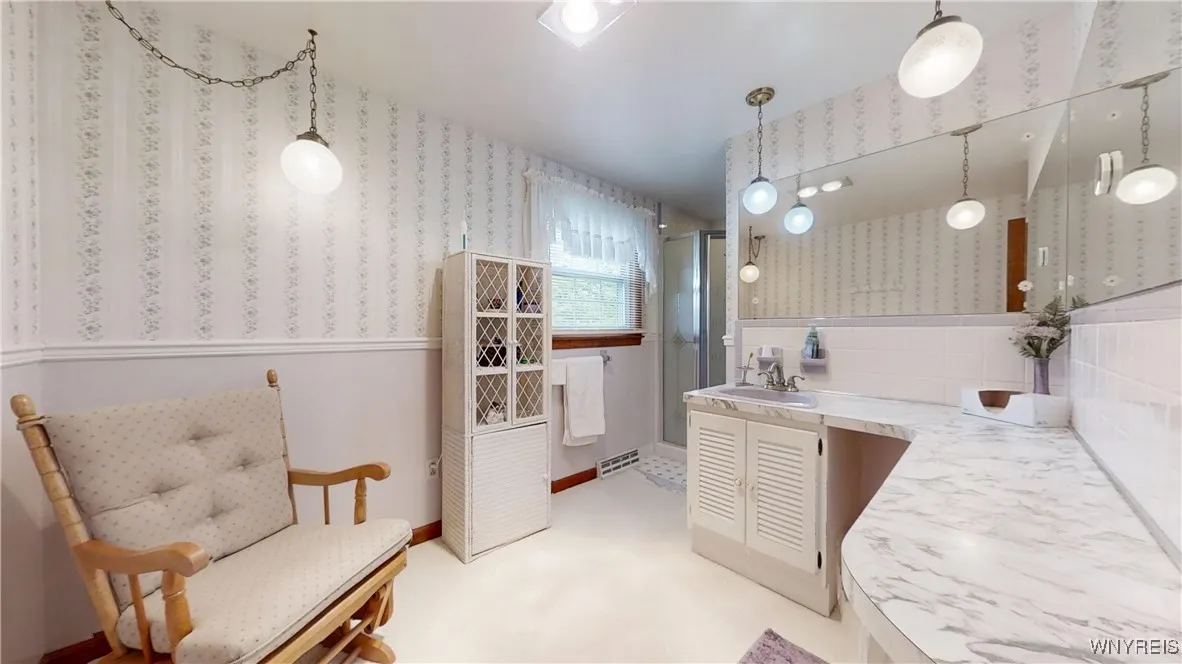 95 Foxpoint West, Amherst, New York 14221, Amherst, New York 14221, 4 Bedrooms Bedrooms, 8 Rooms Rooms,2 BathroomsBathrooms,Residential,Closed,95 Foxpoint West, Amherst, New York 14221,0,B1607768