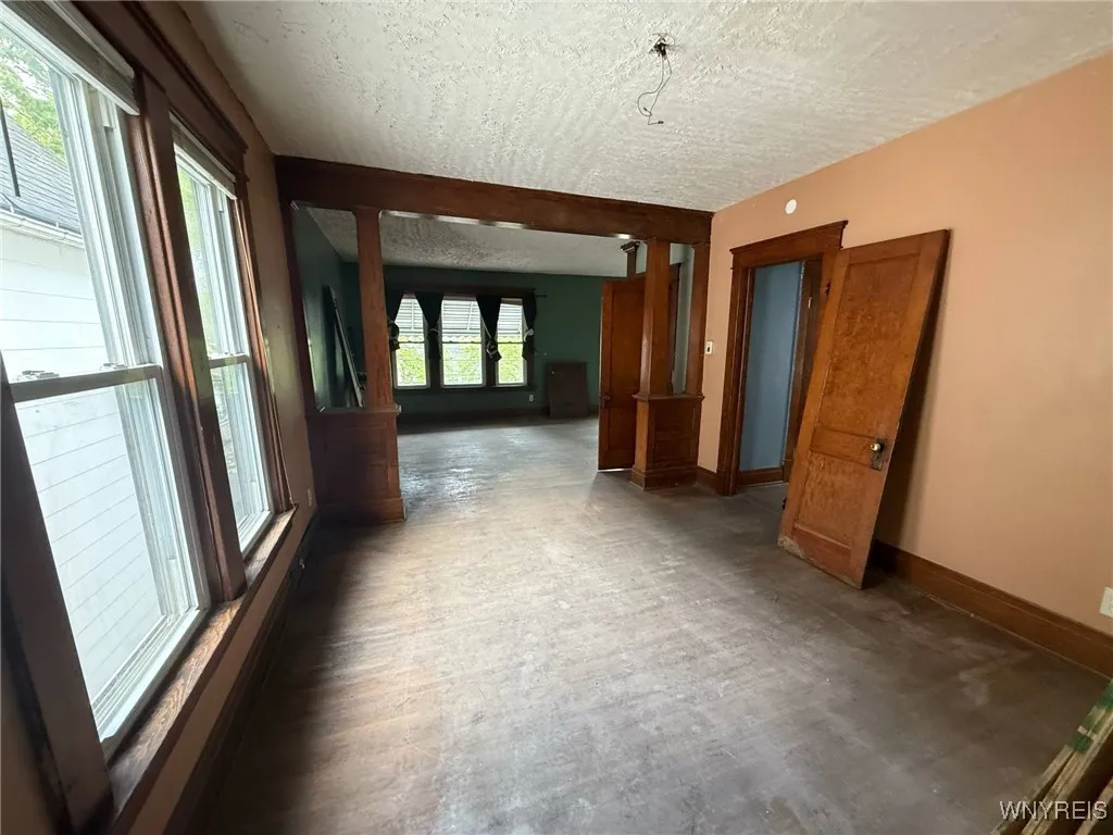 25 Hartman Place, Buffalo, New York 14207, Buffalo, New York 14207, 4 Bedrooms Bedrooms, ,2 BathroomsBathrooms,Residential,Closed,25 Hartman Place, Buffalo, New York 14207,B1607824