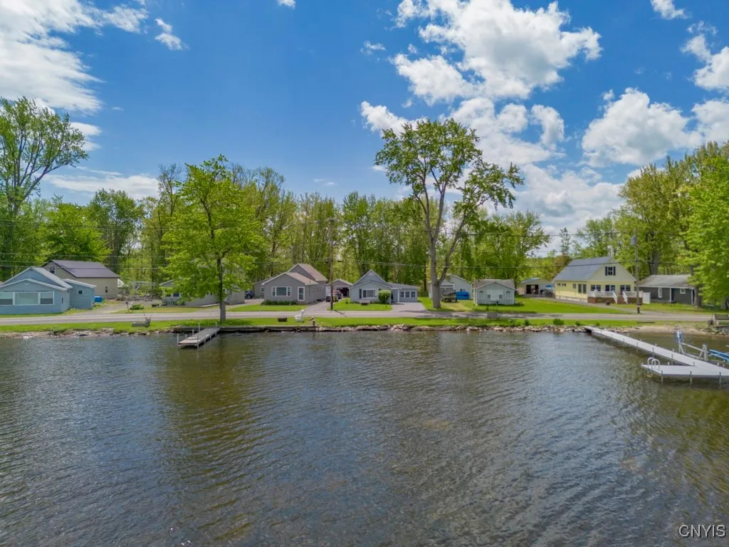 6054 Muskrat Bay Road, Cicero, New York 13029, Cicero, New York 13029, 3 Bedrooms Bedrooms, 6 Rooms Rooms,1 BathroomBathrooms,Residential,Closed,6054 Muskrat Bay Road, Cicero, New York 13029,0,S1607995