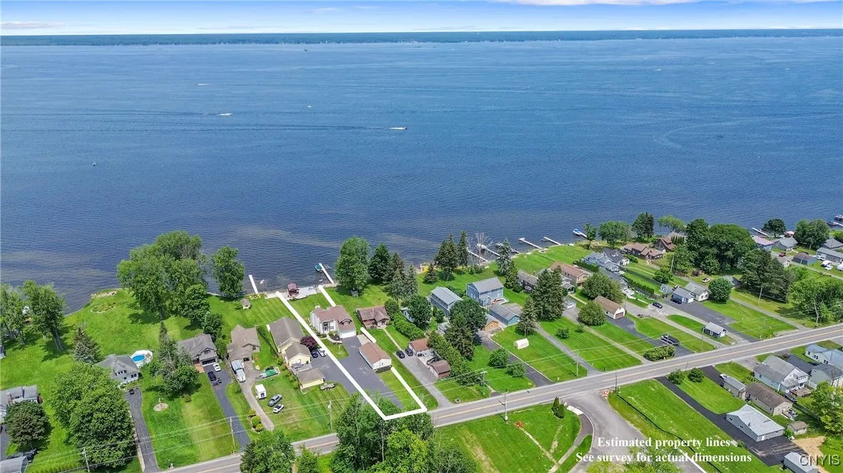 7179 Lakeshore Road, Cicero, New York 13039, Cicero, New York 13039, 4 Bedrooms Bedrooms, 10 Rooms Rooms,4 BathroomsBathrooms,Residential,For Sale,7179 Lakeshore Road, Cicero, New York 13039,S1607807