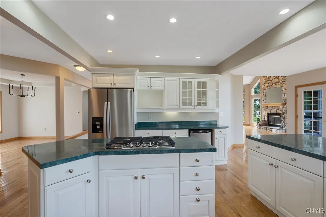 7179 Lakeshore Road, Cicero, New York 13039, Cicero, New York 13039, 4 Bedrooms Bedrooms, 10 Rooms Rooms,4 BathroomsBathrooms,Residential,For Sale,7179 Lakeshore Road, Cicero, New York 13039,S1607807