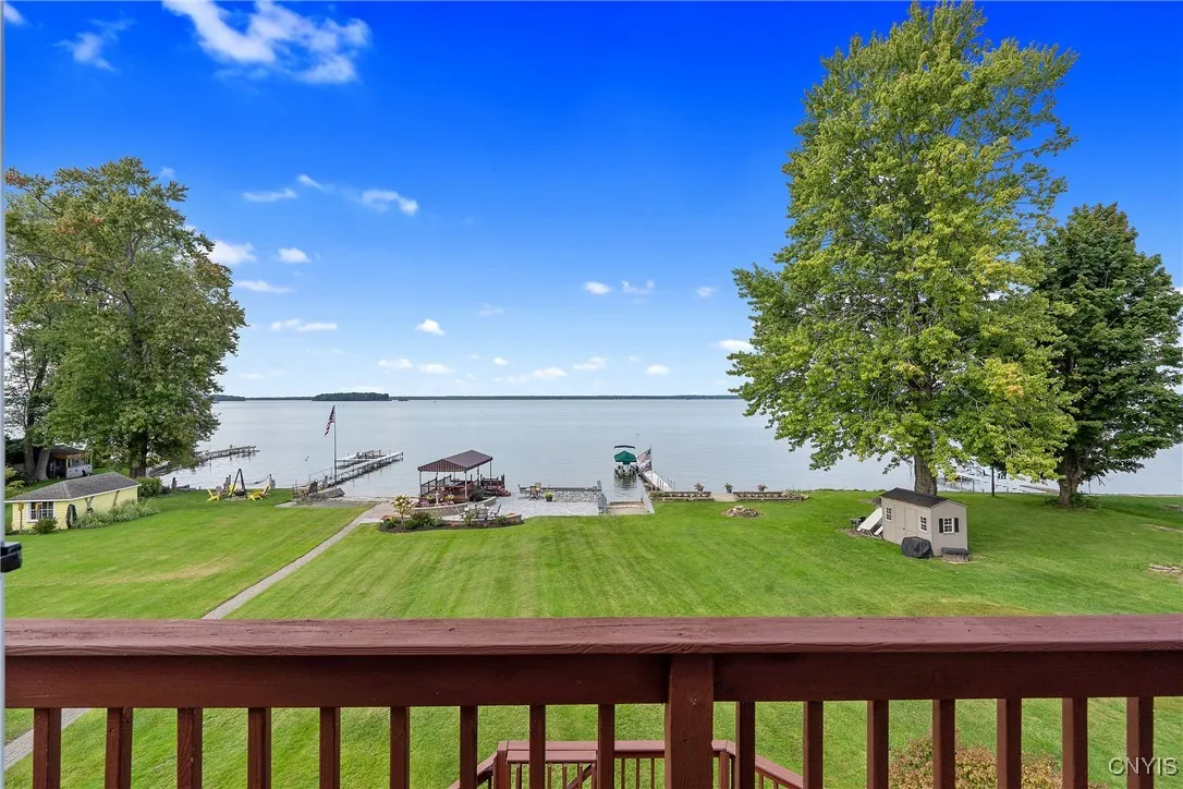 7179 Lakeshore Road, Cicero, New York 13039, Cicero, New York 13039, 4 Bedrooms Bedrooms, 10 Rooms Rooms,4 BathroomsBathrooms,Residential,For Sale,7179 Lakeshore Road, Cicero, New York 13039,S1607807