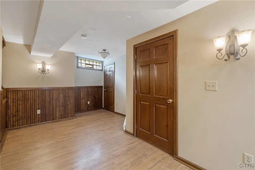 7179 Lakeshore Road, Cicero, New York 13039, Cicero, New York 13039, 4 Bedrooms Bedrooms, 10 Rooms Rooms,4 BathroomsBathrooms,Residential,For Sale,7179 Lakeshore Road, Cicero, New York 13039,S1607807