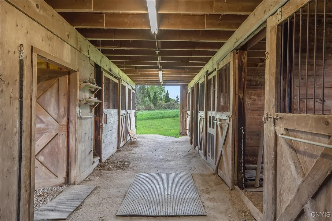 4366 Palmer Road, Pompey, New York 13104, Pompey, New York 13104, 5 Bedrooms Bedrooms, 10 Rooms Rooms,2 BathroomsBathrooms,Residential,For Sale,4366 Palmer Road, Pompey, New York 13104,S1608028