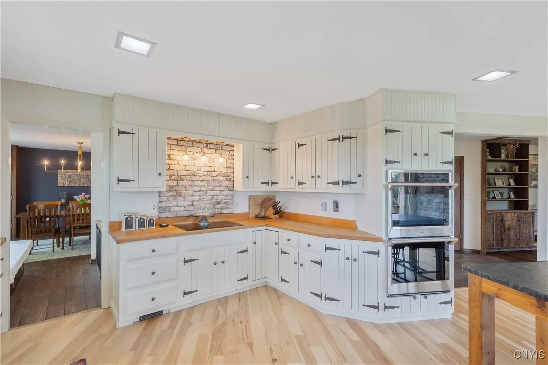 4366 Palmer Road, Pompey, New York 13104, Pompey, New York 13104, 5 Bedrooms Bedrooms, 10 Rooms Rooms,2 BathroomsBathrooms,Residential,For Sale,4366 Palmer Road, Pompey, New York 13104,S1608028