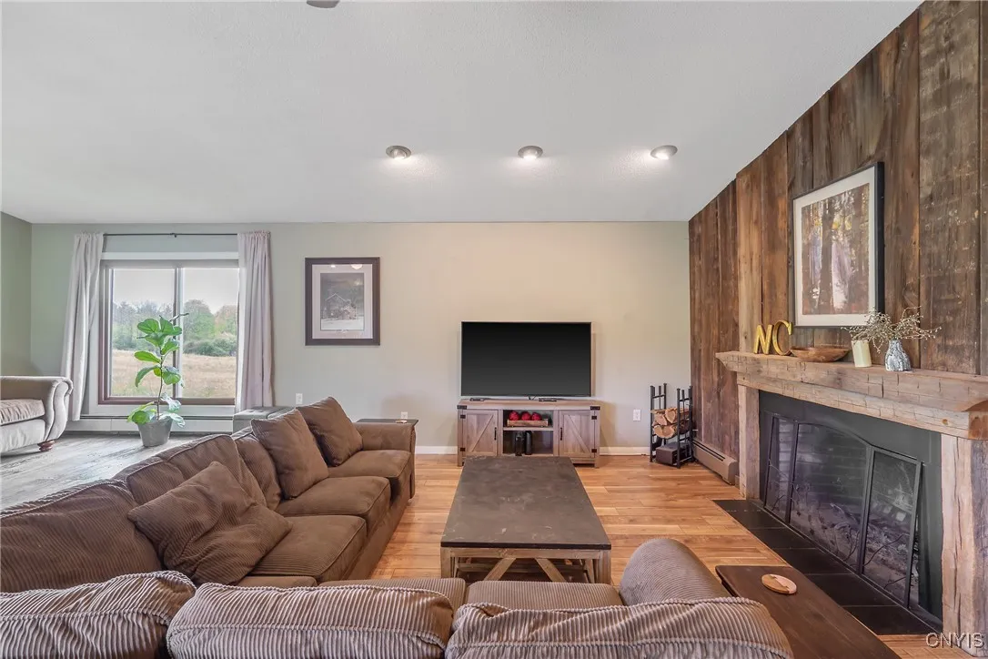4366 Palmer Road, Pompey, New York 13104, Pompey, New York 13104, 5 Bedrooms Bedrooms, 10 Rooms Rooms,2 BathroomsBathrooms,Residential,For Sale,4366 Palmer Road, Pompey, New York 13104,S1608028