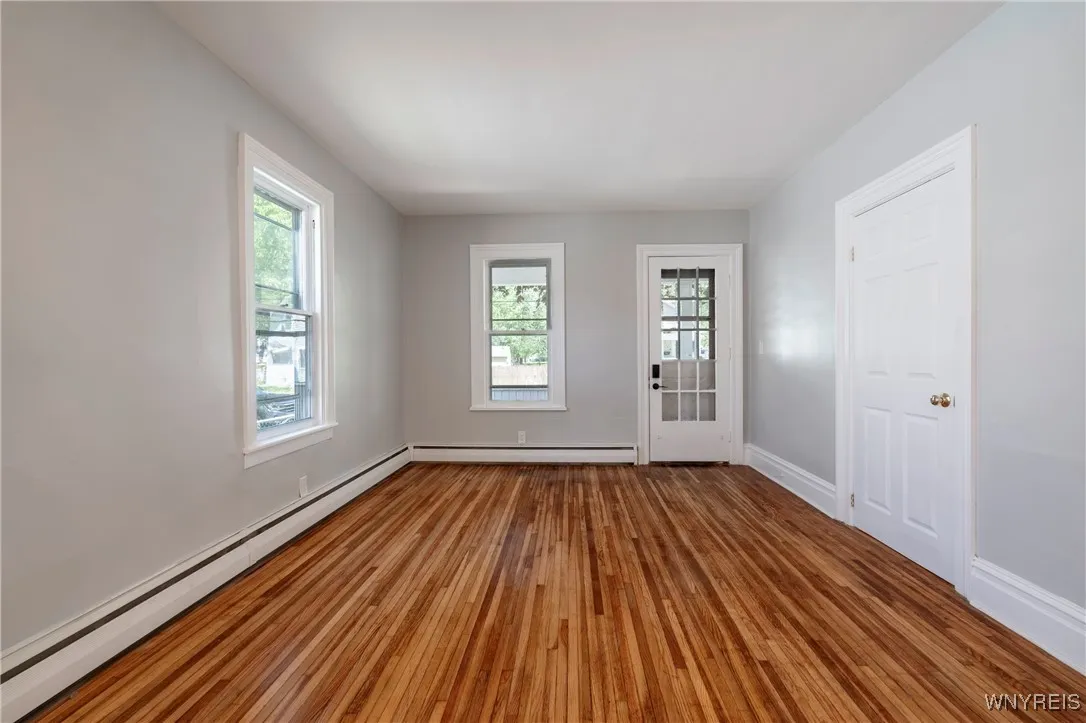 114 Kohler Street, Tonawanda-city, New York 14150, Tonawanda, New York 14150, 5 Bedrooms Bedrooms, ,2 BathroomsBathrooms,Residential,Closed,114 Kohler Street, Tonawanda-city, New York 14150,0,B1608023