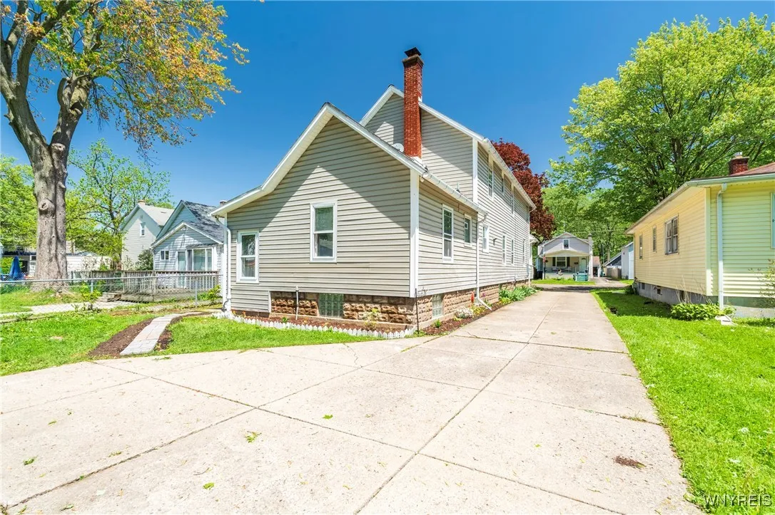 114 Kohler Street, Tonawanda-city, New York 14150, Tonawanda, New York 14150, 5 Bedrooms Bedrooms, ,2 BathroomsBathrooms,Residential,Closed,114 Kohler Street, Tonawanda-city, New York 14150,0,B1608023