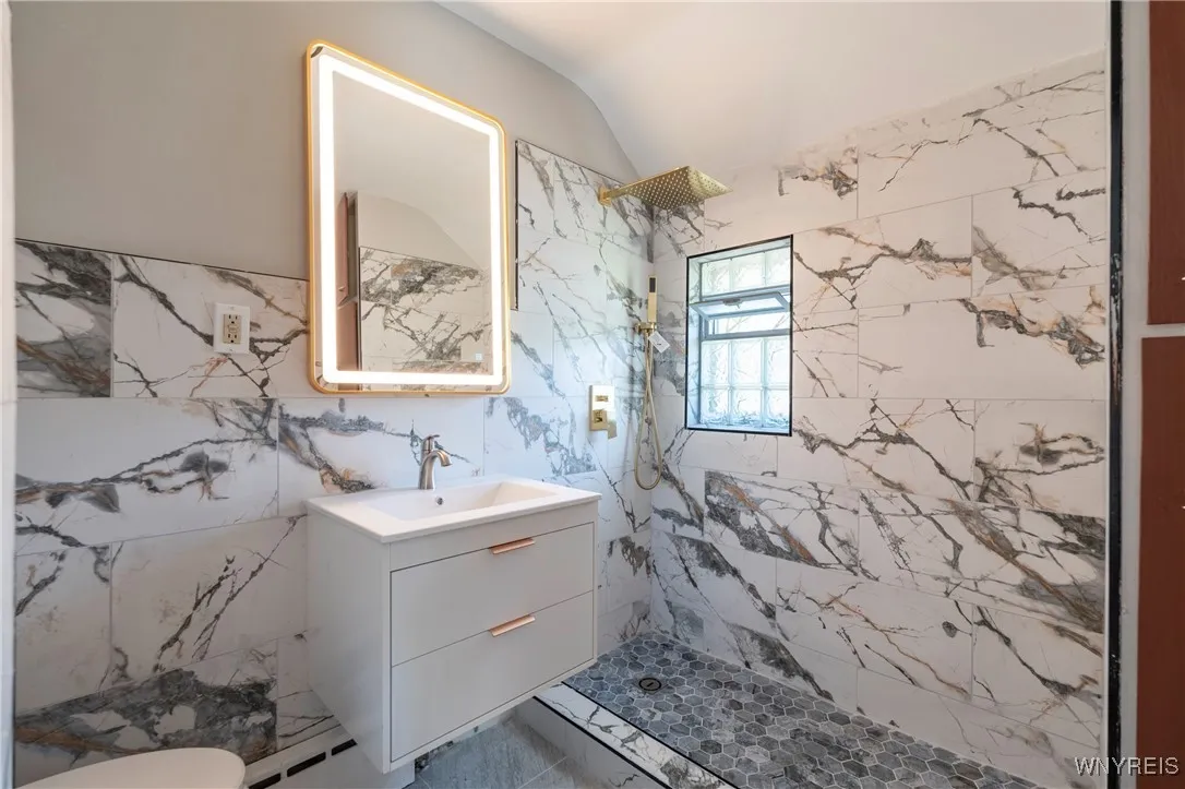 114 Kohler Street, Tonawanda-city, New York 14150, Tonawanda, New York 14150, 5 Bedrooms Bedrooms, ,2 BathroomsBathrooms,Residential,Closed,114 Kohler Street, Tonawanda-city, New York 14150,0,B1608023
