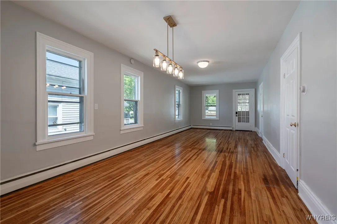 114 Kohler Street, Tonawanda-city, New York 14150, Tonawanda, New York 14150, 5 Bedrooms Bedrooms, ,2 BathroomsBathrooms,Residential,Closed,114 Kohler Street, Tonawanda-city, New York 14150,0,B1608023