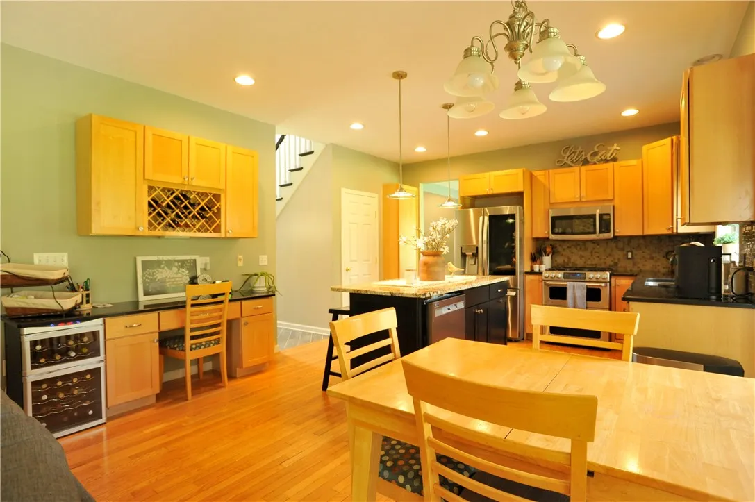 90 Davenport Road, Big Flats, New York 14814, Big Flats, New York 14814, 3 Bedrooms Bedrooms, 10 Rooms Rooms,2 BathroomsBathrooms,Residential,Closed,90 Davenport Road, Big Flats, New York 14814,0,R1605538