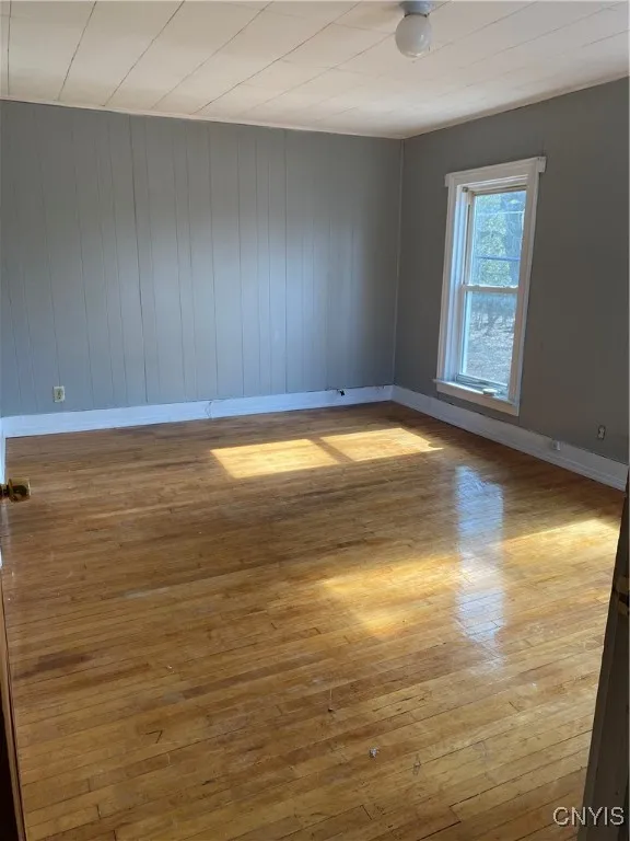 302 North Rutland Street, Watertown-city, New York, Watertown City, New York 13601, 2 Bedrooms Bedrooms, 5 Rooms Rooms,1 BathroomBathrooms,Residential Lease,Closed,302 North Rutland Street, Watertown-city, New York,0,S1608119