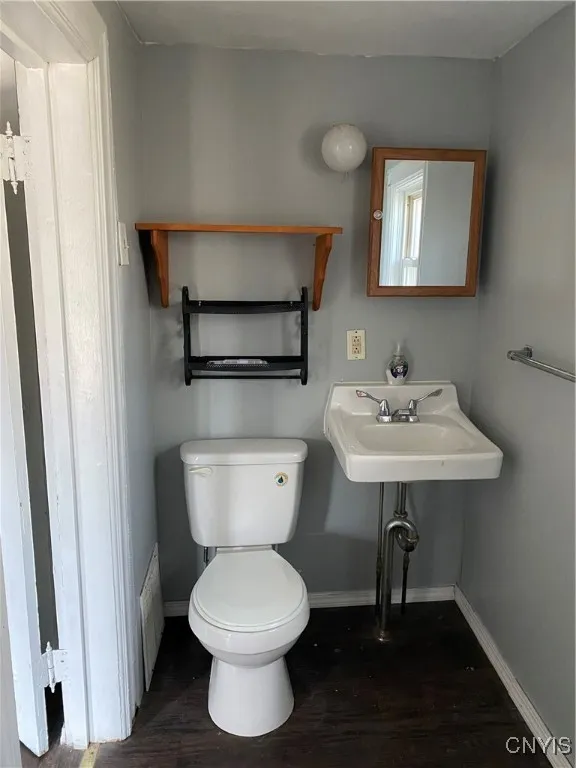 302 North Rutland Street, Watertown-city, New York, Watertown City, New York 13601, 2 Bedrooms Bedrooms, 5 Rooms Rooms,1 BathroomBathrooms,Residential Lease,Closed,302 North Rutland Street, Watertown-city, New York,0,S1608119