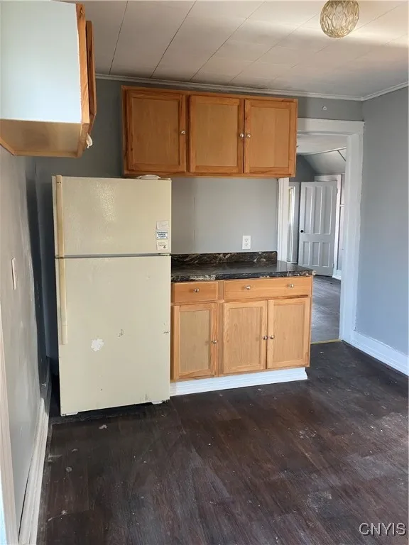 302 North Rutland Street, Watertown-city, New York, Watertown City, New York 13601, 2 Bedrooms Bedrooms, 5 Rooms Rooms,1 BathroomBathrooms,Residential Lease,Closed,302 North Rutland Street, Watertown-city, New York,0,S1608119