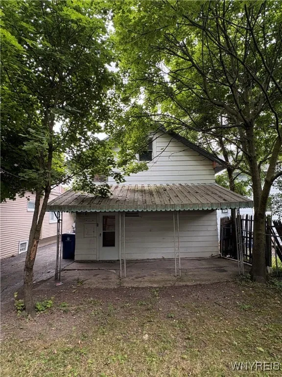 68 Decker Street, Buffalo, New York 14215, Buffalo, New York 14215, 4 Bedrooms Bedrooms, 7 Rooms Rooms,1 BathroomBathrooms,Residential,For Sale,68 Decker Street, Buffalo, New York 14215,B1608102