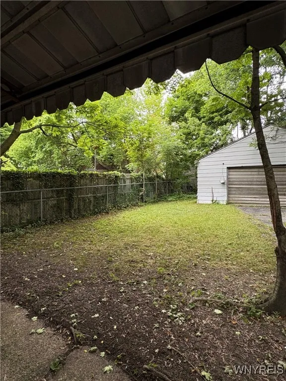 68 Decker Street, Buffalo, New York 14215, Buffalo, New York 14215, 4 Bedrooms Bedrooms, 7 Rooms Rooms,1 BathroomBathrooms,Residential,For Sale,68 Decker Street, Buffalo, New York 14215,B1608102