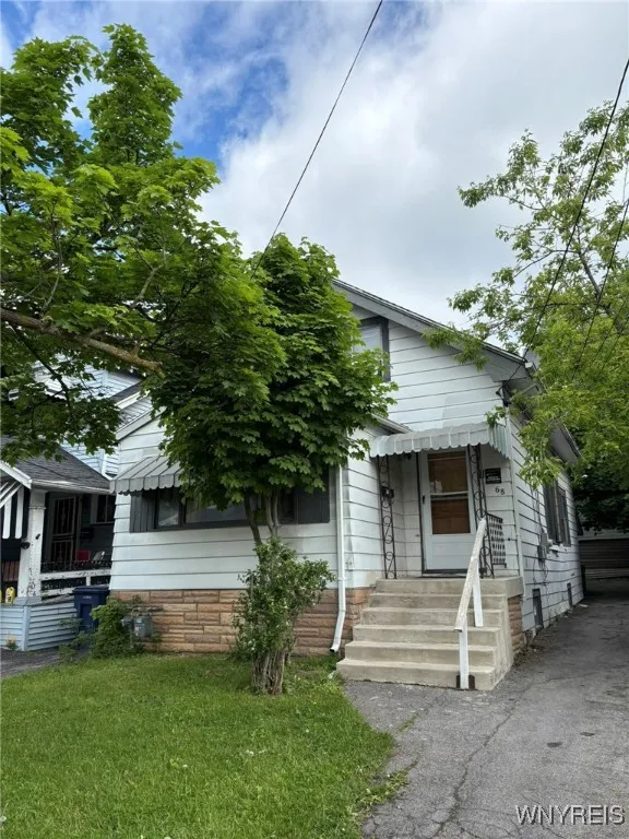 68 Decker Street, Buffalo, New York 14215, Buffalo, New York 14215, 4 Bedrooms Bedrooms, 7 Rooms Rooms,1 BathroomBathrooms,Residential,For Sale,68 Decker Street, Buffalo, New York 14215,B1608102