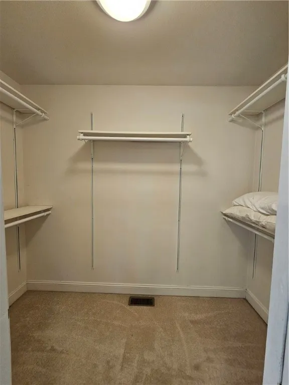 1 Woodsview Drive, Big Flats, New York 14903, Big Flats, New York 14903, 5 Bedrooms Bedrooms, 12 Rooms Rooms,2 BathroomsBathrooms,Residential,Closed,1 Woodsview Drive, Big Flats, New York 14903,0,R1608149
