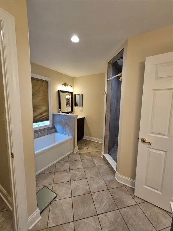 1 Woodsview Drive, Big Flats, New York 14903, Big Flats, New York 14903, 5 Bedrooms Bedrooms, 12 Rooms Rooms,2 BathroomsBathrooms,Residential,Closed,1 Woodsview Drive, Big Flats, New York 14903,0,R1608149