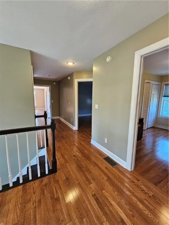 1 Woodsview Drive, Big Flats, New York 14903, Big Flats, New York 14903, 5 Bedrooms Bedrooms, 12 Rooms Rooms,2 BathroomsBathrooms,Residential,Closed,1 Woodsview Drive, Big Flats, New York 14903,0,R1608149