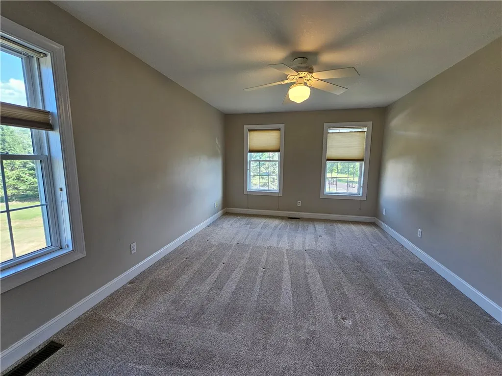 1 Woodsview Drive, Big Flats, New York 14903, Big Flats, New York 14903, 5 Bedrooms Bedrooms, 12 Rooms Rooms,2 BathroomsBathrooms,Residential,Closed,1 Woodsview Drive, Big Flats, New York 14903,0,R1608149