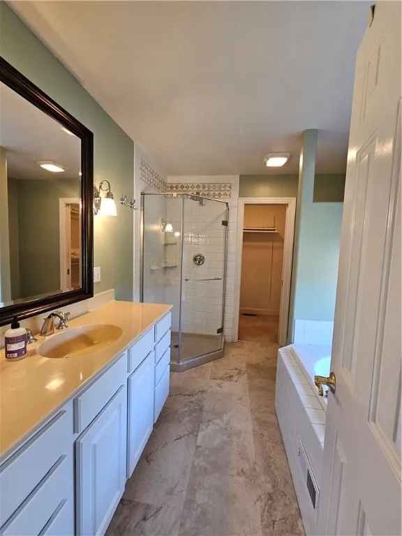 1 Woodsview Drive, Big Flats, New York 14903, Big Flats, New York 14903, 5 Bedrooms Bedrooms, 12 Rooms Rooms,2 BathroomsBathrooms,Residential,Closed,1 Woodsview Drive, Big Flats, New York 14903,0,R1608149