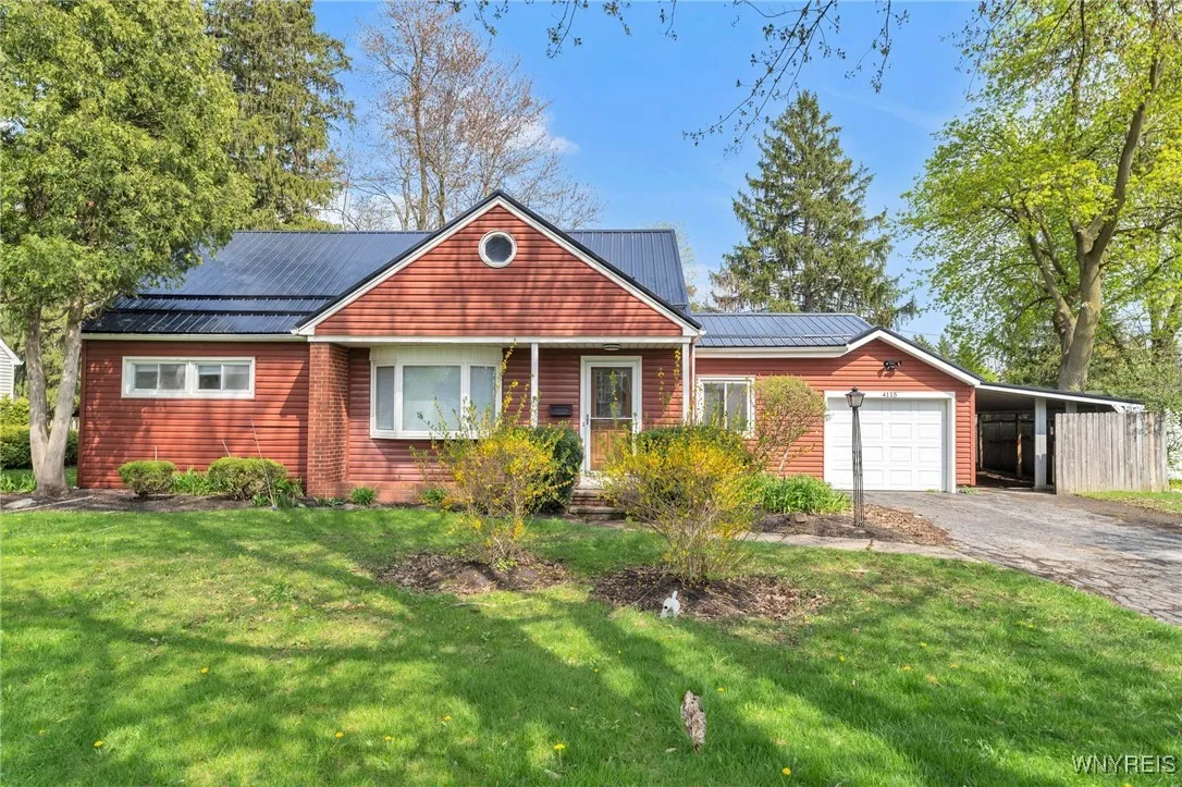 4115 Trailing Drive, Clarence, New York 14221, Clarence, New York 14221, 3 Bedrooms Bedrooms, 9 Rooms Rooms,2 BathroomsBathrooms,Residential,Closed,4115 Trailing Drive, Clarence, New York 14221,0,B1608225