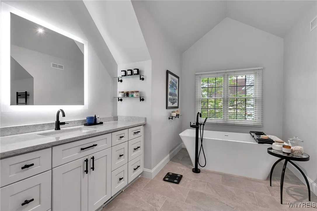 6029 Corinne Lane, Clarence, New York 14032, Clarence, New York 14032, 5 Bedrooms Bedrooms, 12 Rooms Rooms,3 BathroomsBathrooms,Residential,Closed,6029 Corinne Lane, Clarence, New York 14032,0,B1607869
