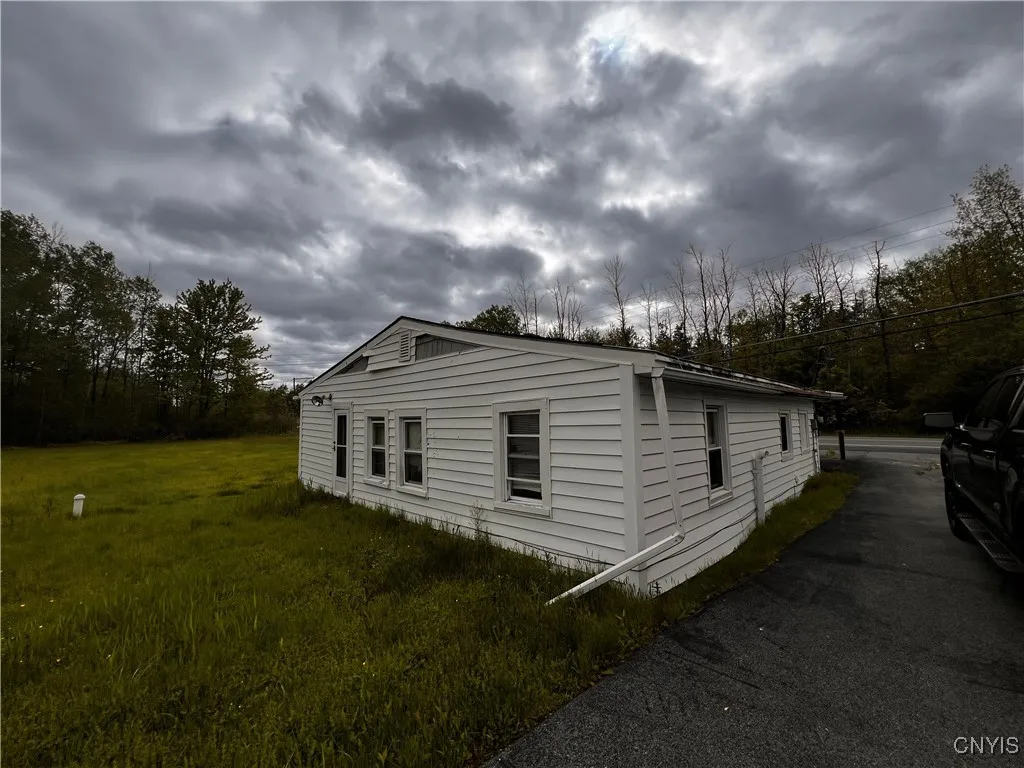 9572 Caughdenoy Road, Clay, New York 13029, Clay, New York 13029, 3 Bedrooms Bedrooms, ,1 BathroomBathrooms,Land,Closed,9572 Caughdenoy Road, Clay, New York 13029,0,S1608262