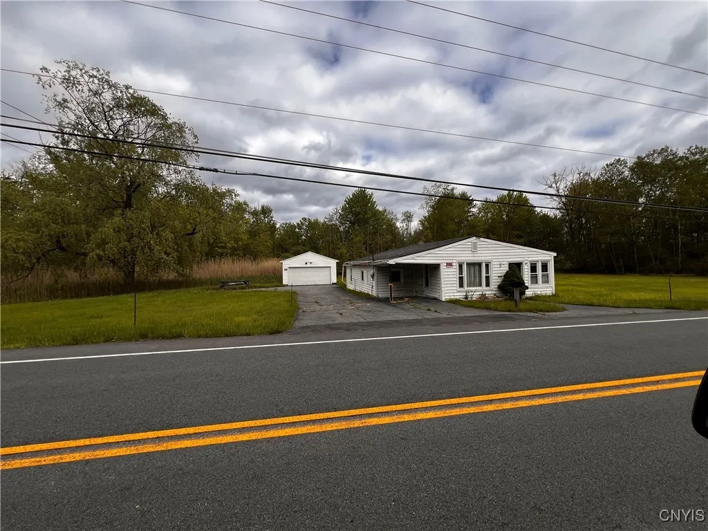 9572 Caughdenoy Road, Clay, New York 13029, Clay, New York 13029, 3 Bedrooms Bedrooms, ,1 BathroomBathrooms,Land,Closed,9572 Caughdenoy Road, Clay, New York 13029,0,S1608262