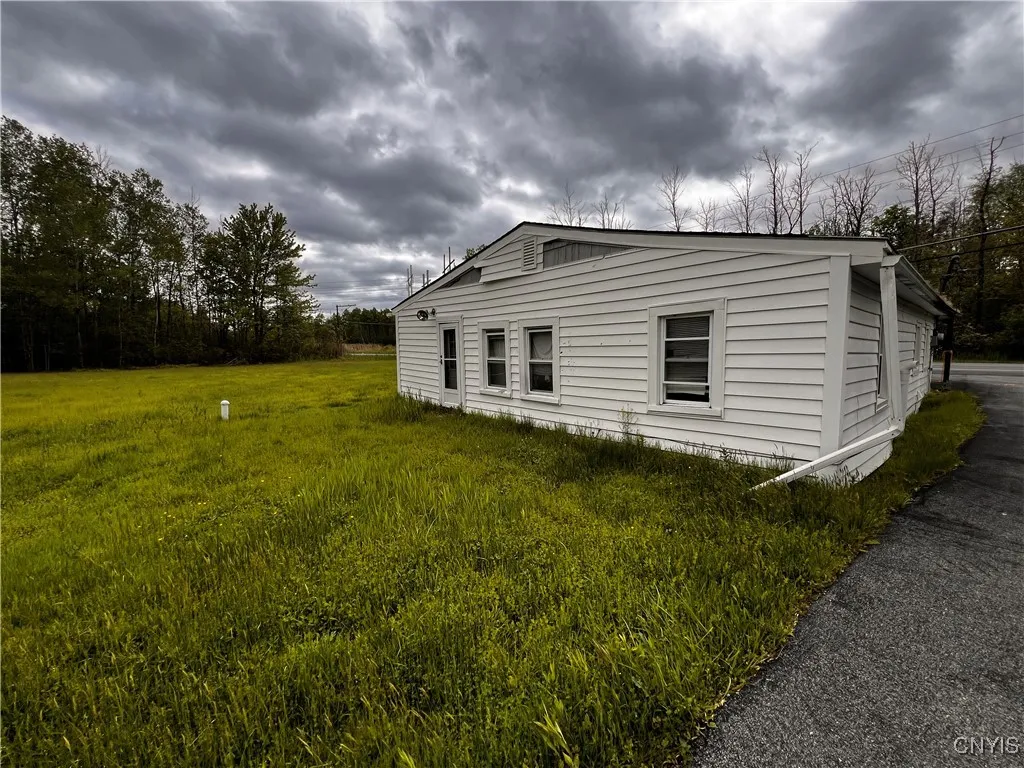 9572 Caughdenoy Road, Clay, New York 13029, Clay, New York 13029, 3 Bedrooms Bedrooms, ,1 BathroomBathrooms,Land,Closed,9572 Caughdenoy Road, Clay, New York 13029,0,S1608262