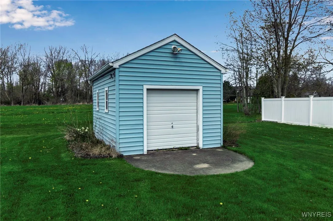 438 Northfield Drive, Porter, New York 14174, Porter, New York 14174, 3 Bedrooms Bedrooms, 5 Rooms Rooms,2 BathroomsBathrooms,Residential,Closed,438 Northfield Drive, Porter, New York 14174,B1607793
