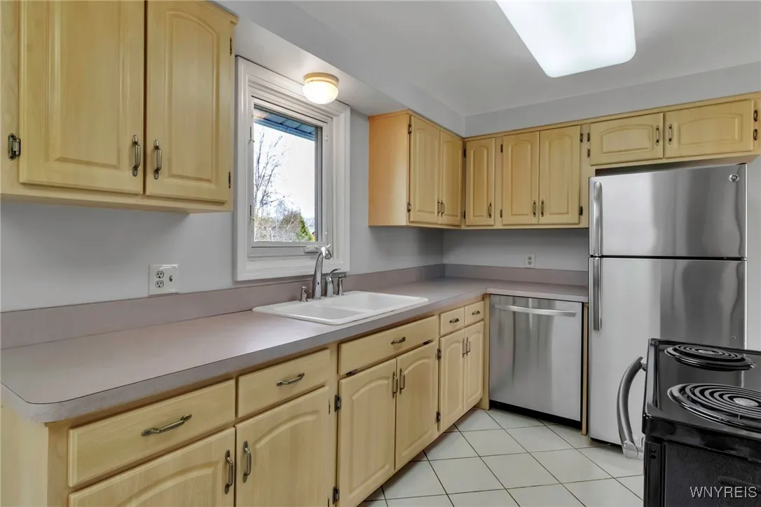 438 Northfield Drive, Porter, New York 14174, Porter, New York 14174, 3 Bedrooms Bedrooms, 5 Rooms Rooms,2 BathroomsBathrooms,Residential,Closed,438 Northfield Drive, Porter, New York 14174,B1607793