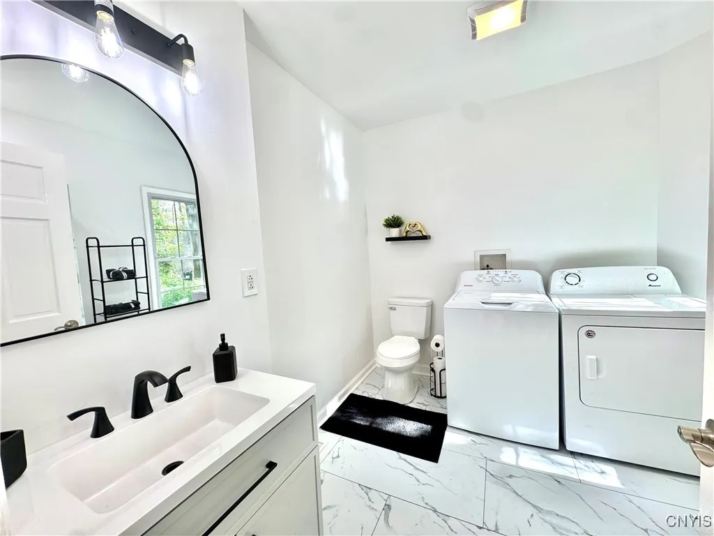 78 Fitch Avenue, Auburn, New York 13021, Auburn, New York 13021, 3 Bedrooms Bedrooms, 6 Rooms Rooms,2 BathroomsBathrooms,Residential,Closed,78 Fitch Avenue, Auburn, New York 13021,0,S1608278