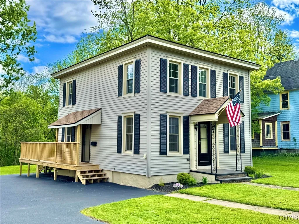 78 Fitch Avenue, Auburn, New York 13021, Auburn, New York 13021, 3 Bedrooms Bedrooms, 6 Rooms Rooms,2 BathroomsBathrooms,Residential,Closed,78 Fitch Avenue, Auburn, New York 13021,0,S1608278