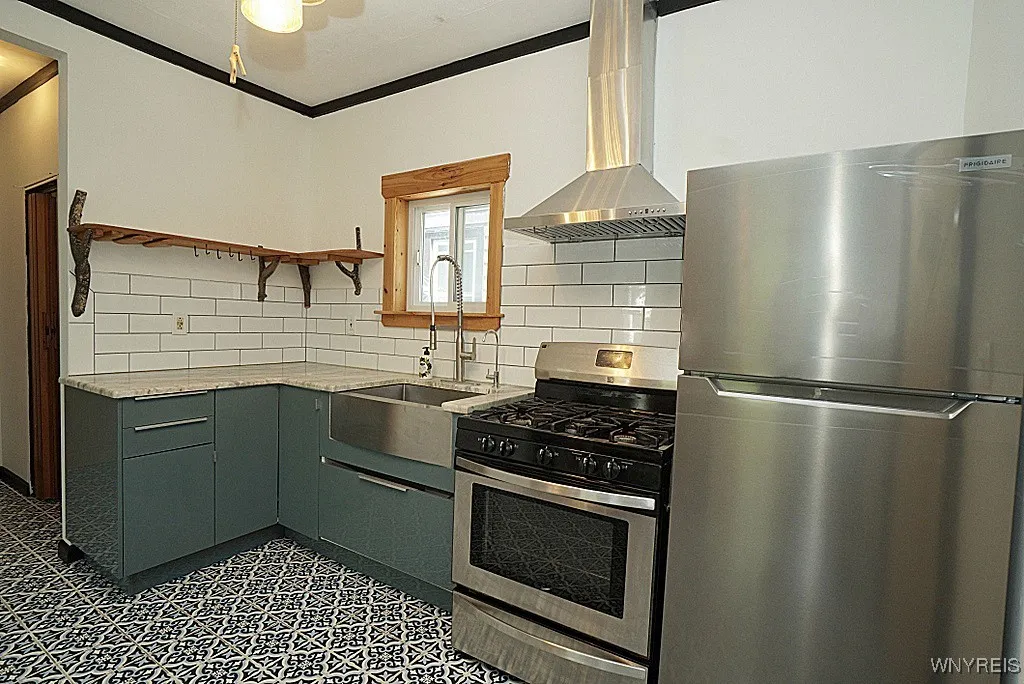 Custom​​‌​​​​‌​​‌‌​‌‌​​​‌‌​‌​‌​‌​​​‌​​ Kitchen