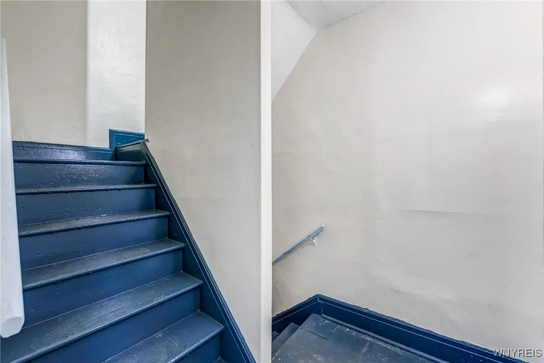 1135 East Delavan Avenue, Buffalo, New York 14215, Buffalo, New York 14215, 6 Bedrooms Bedrooms, ,2 BathroomsBathrooms,Residential,Closed,1135 East Delavan Avenue, Buffalo, New York 14215,0,B1608314